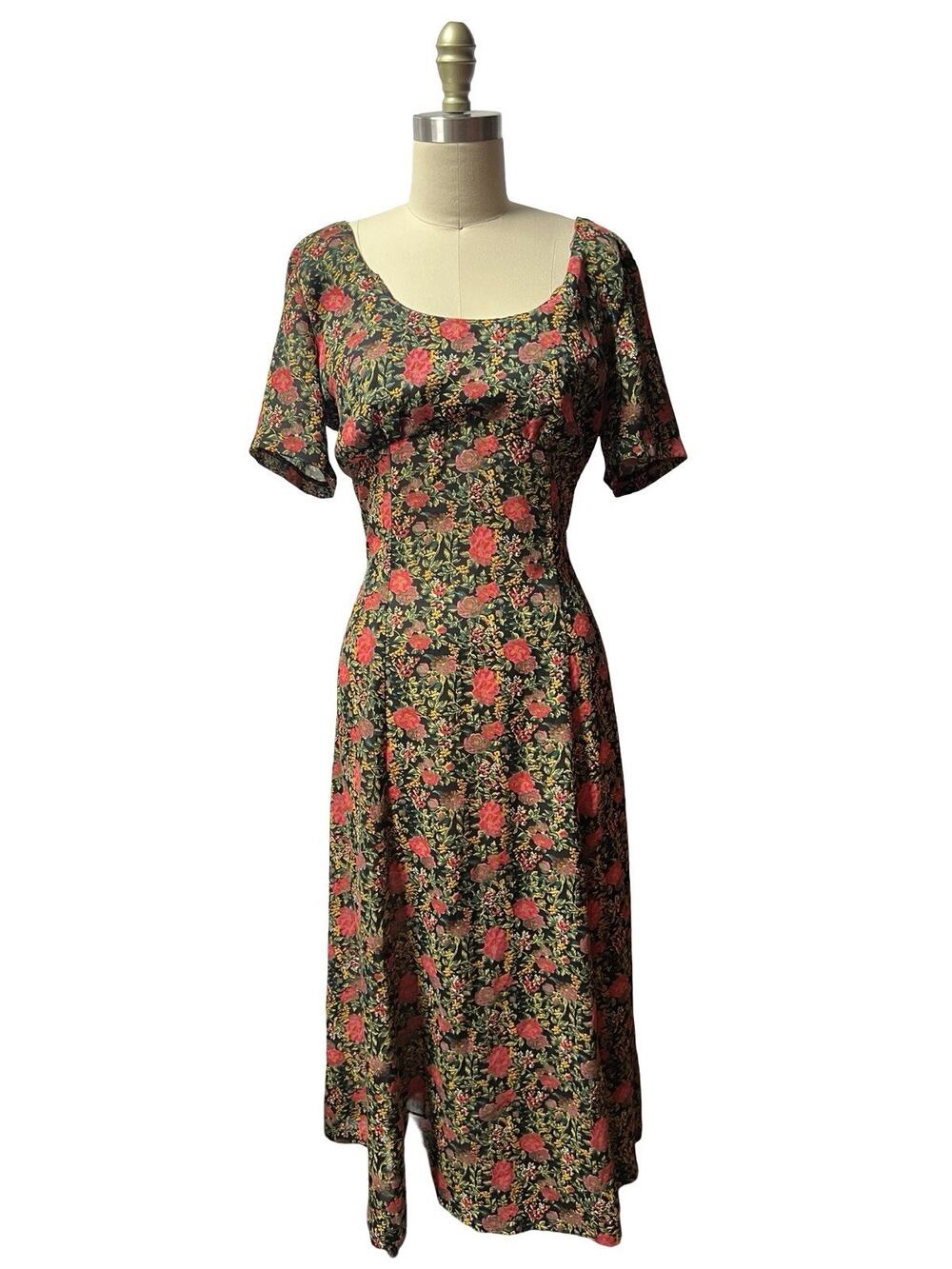 VTG Cottage Core Dress 90s Tea Garden Dark Floral Black Feminine Maxi Dress Sz L